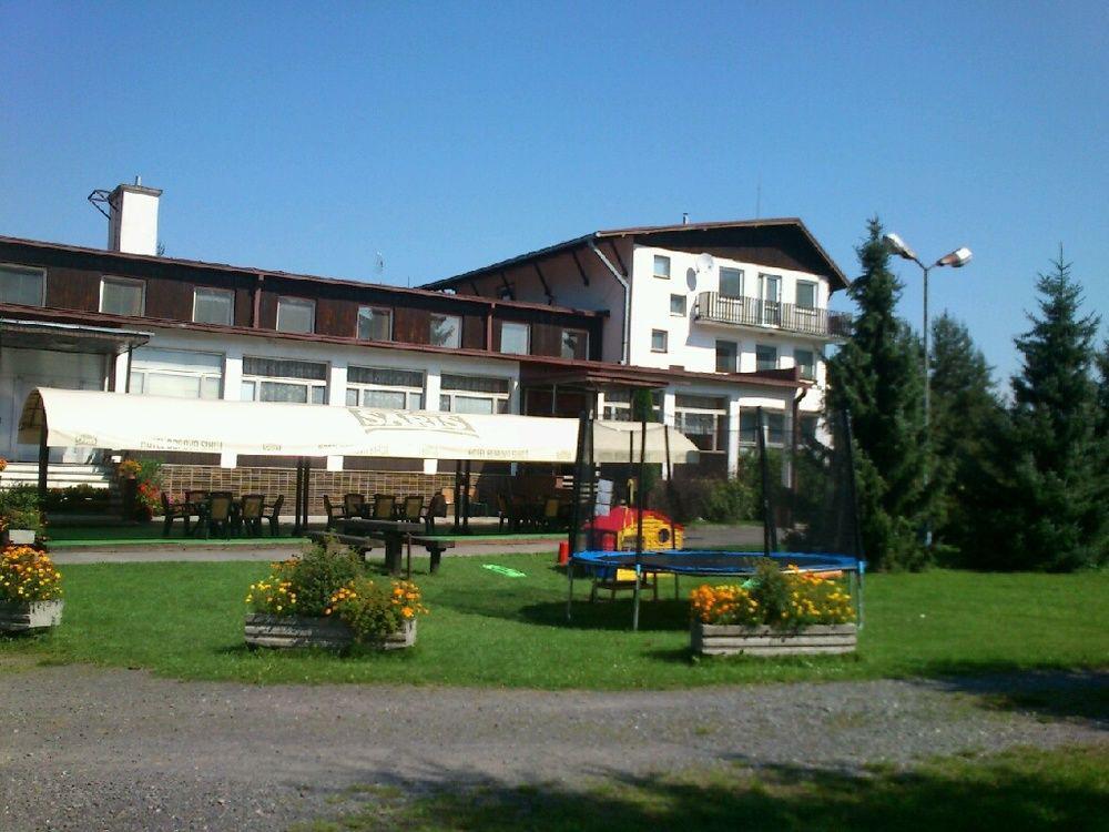 Borova Sihot Atc And Penzion Liptovský Hrádok Buitenkant foto
