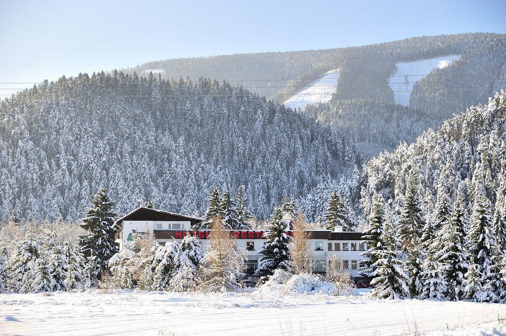 Borova Sihot Atc And Penzion Liptovský Hrádok Buitenkant foto